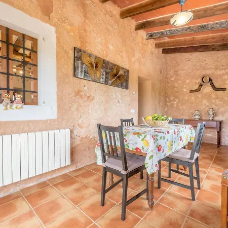 Casa Antigua *
